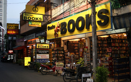 chiang mai's gecko books