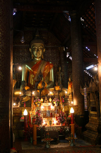 Wat Xieng Thong Buddha