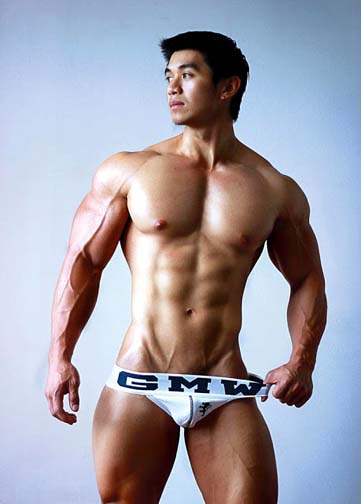 nude asian muscle