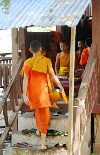 Wat Siphouthabath luang prabang
