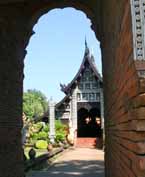 The Wonderland That Is Wat Lok Molee