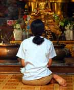 Bonus Shot: Wat Pho Reverence