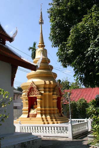 Wat Phabong 4